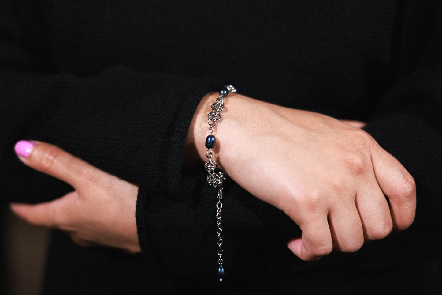 VOID PEARL BRACELET