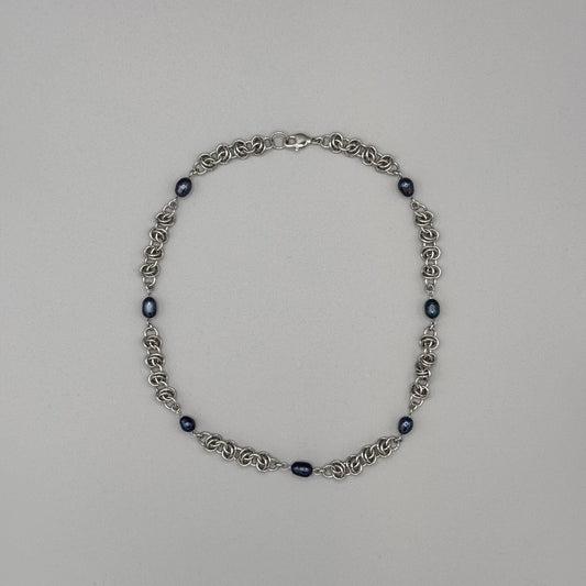 VOID PEARL NECKLACE